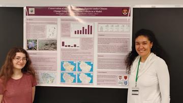 HUH Fellow Jenifer Lopes and REU student Rain Bugado