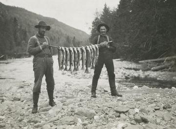 Expedition guides, Quebec, 1906