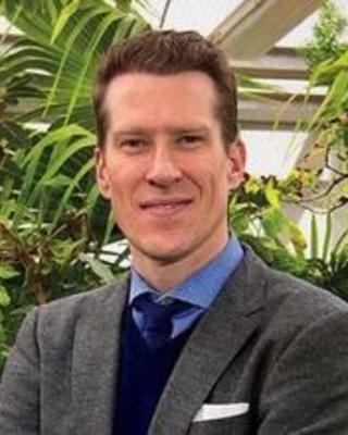 picture of Charles Davis